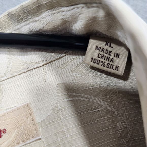 Tommy Bahama Shirt Mens XL Beige 100% Silk Short Sleeve - Picture 3 of 16